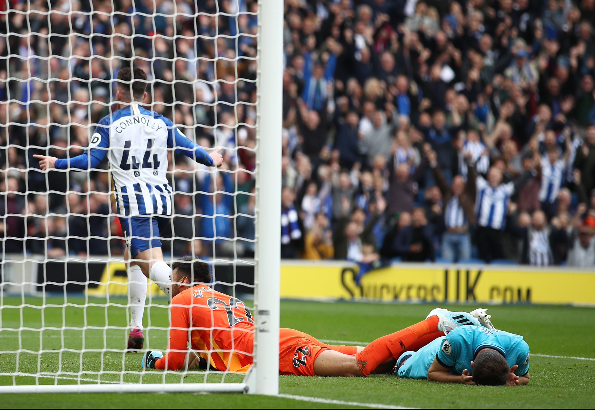 着极大的压 着极大的压