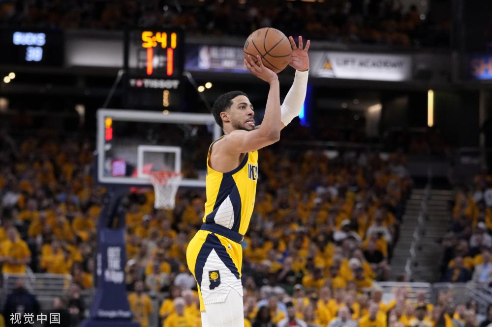 自然岩壁阻 自然岩壁阻